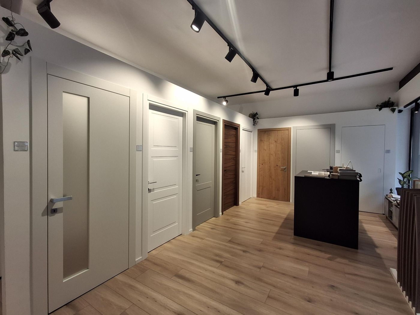 Showroom MDM porte in Via Milano 108 a Bolzano